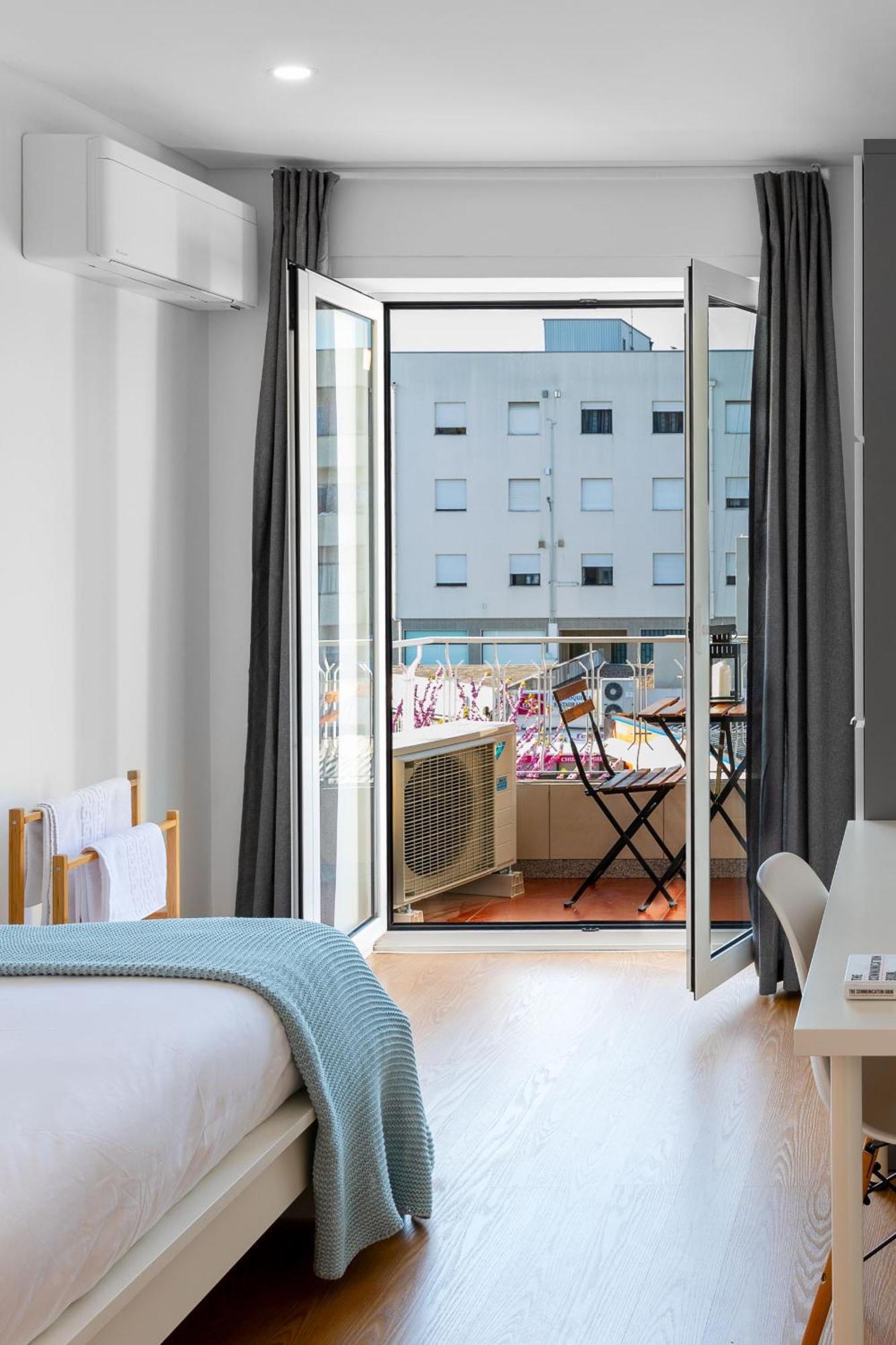 East River - T4 Junto Ao Altice Forum - 브라가 외부 사진